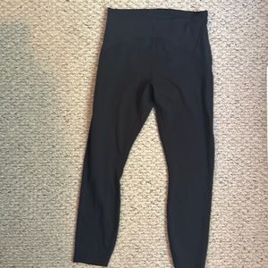 Lululemon Instill Yoga Pant 25” Inseam - size 10